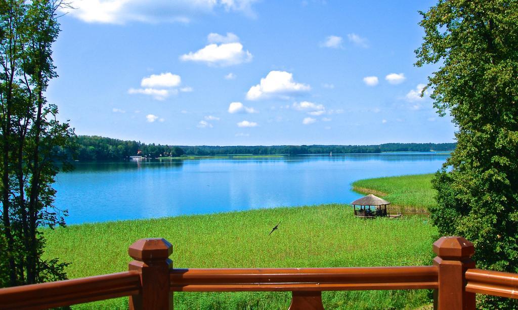 Dwor Sosnowo Hotel Pojezierce ภายนอก รูปภาพ