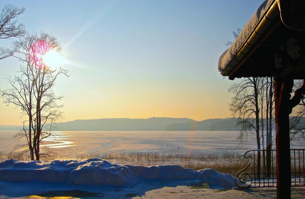 Dwor Sosnowo Hotel Pojezierce ภายนอก รูปภาพ